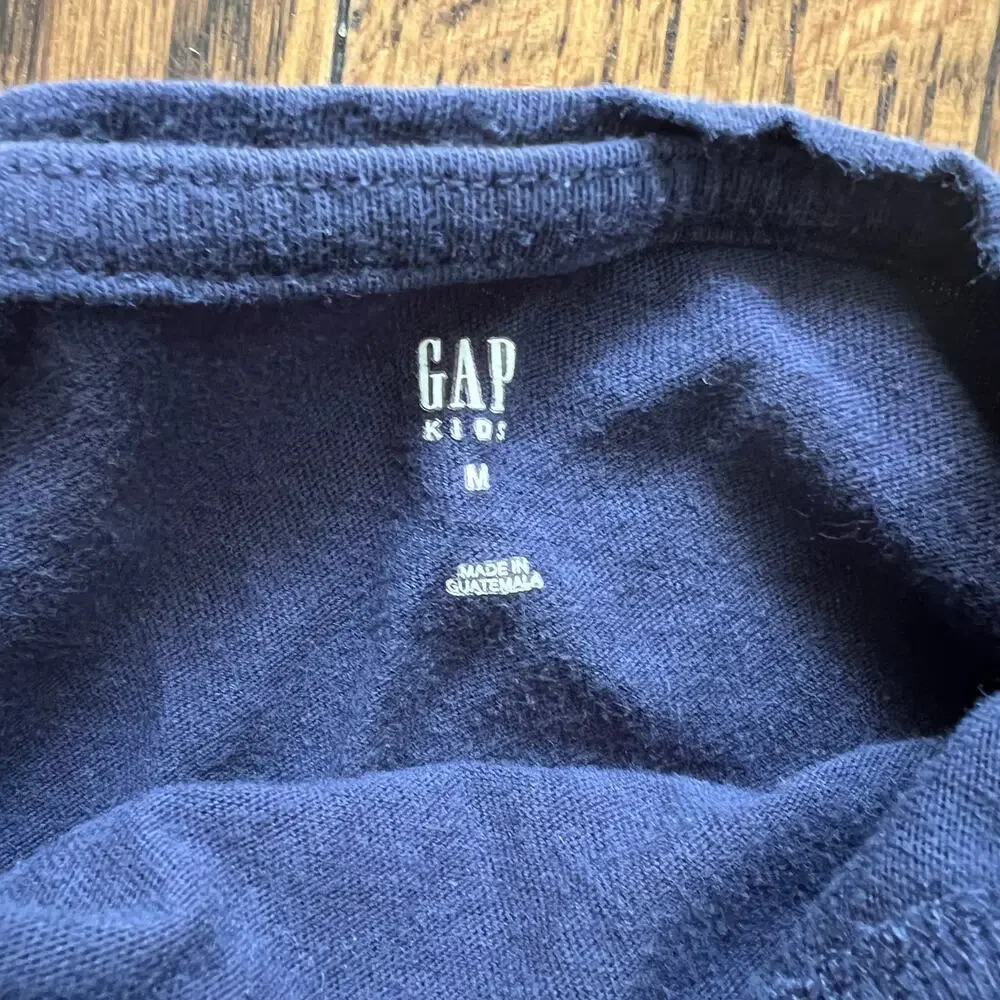 🍭6/$30 Gap Girl's navy blue and rainbow heart short sleeve tee shirt Medium (8)